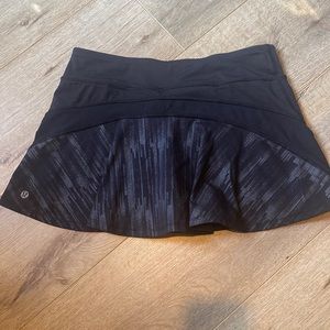 Lululemon Tennis Skirt Size Small. Black. Good Condition. Mini Skirt Shorts.